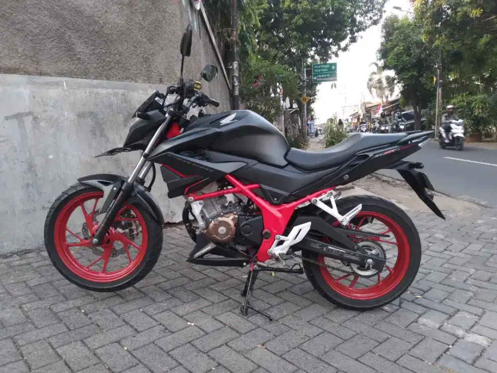 CB 150R HITAM MERAH, CASH TERMURAH