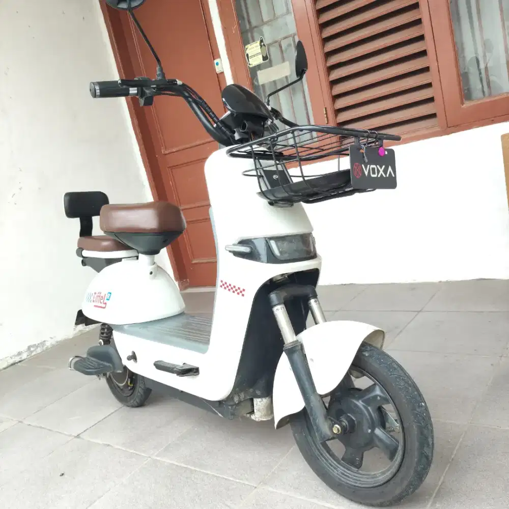 Sepeda Listrik Voxa Eiffel Rider Preloved