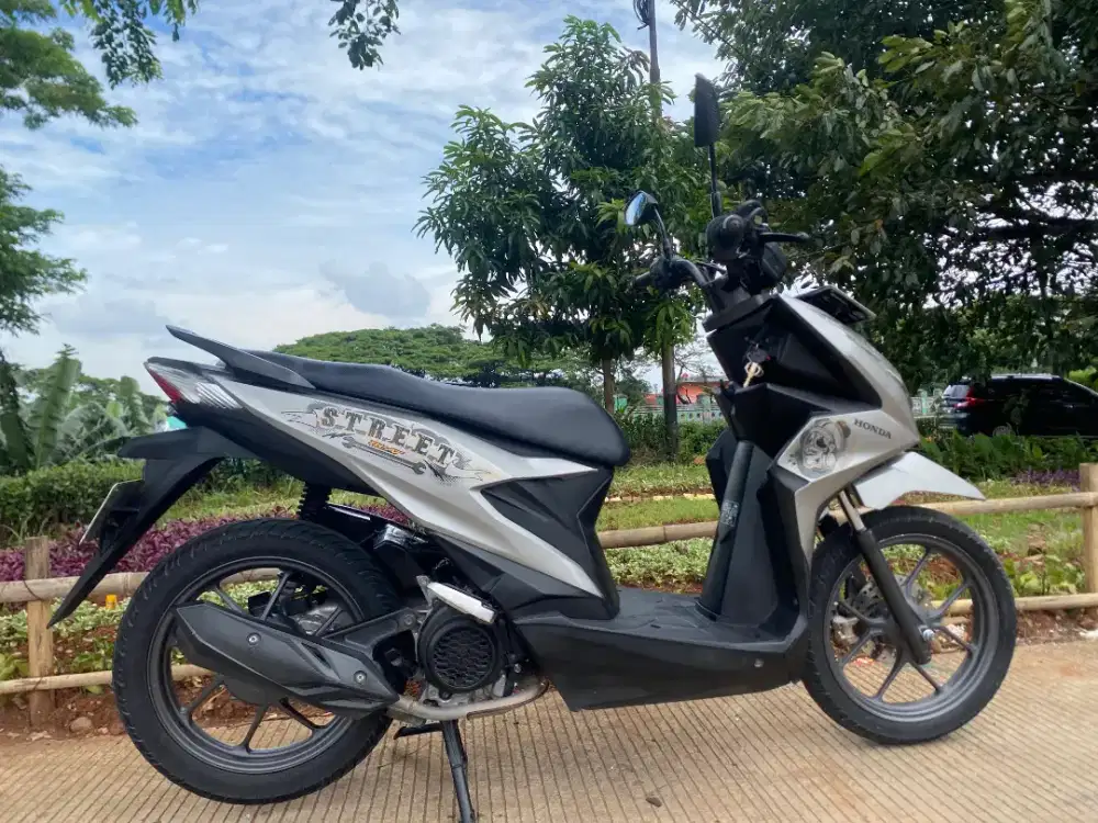 HONDA BEAT STREET TAHUN 2023 PLAT DKI