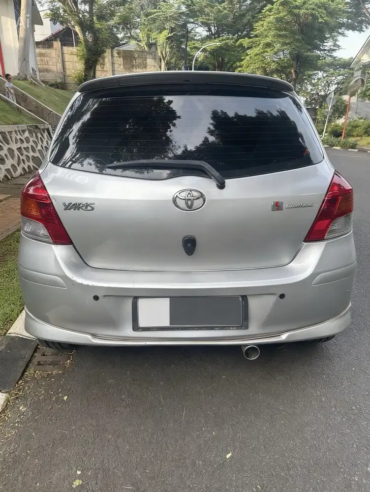 Toyota Yaris 2010 Bensin