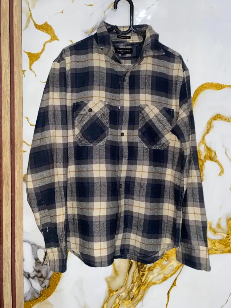 Kemeja Flanel Banana Republic Original Kotak Pria –Size M Untucked Fit