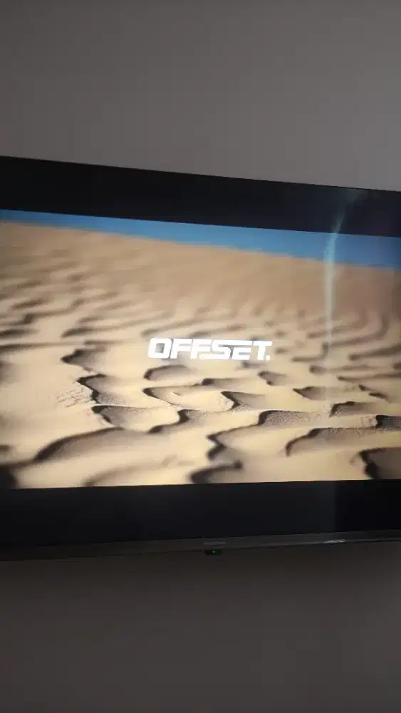 Nyari desainer grafis fashion otomotif