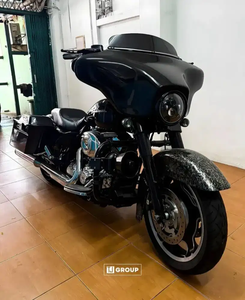 FOR SALE!! Harley-Davidson Street Glide 2013