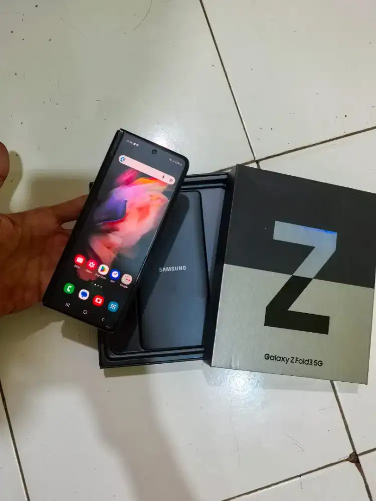 Samsung z fold3 5G ram 12/256 fulset nominus