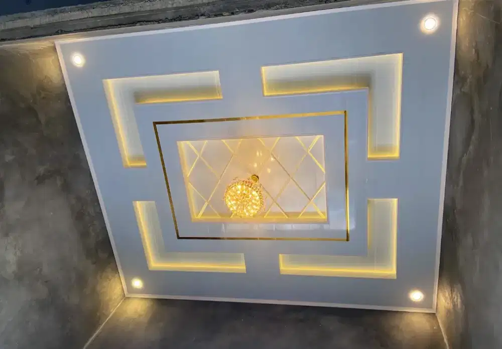 Distributor plafon pvc