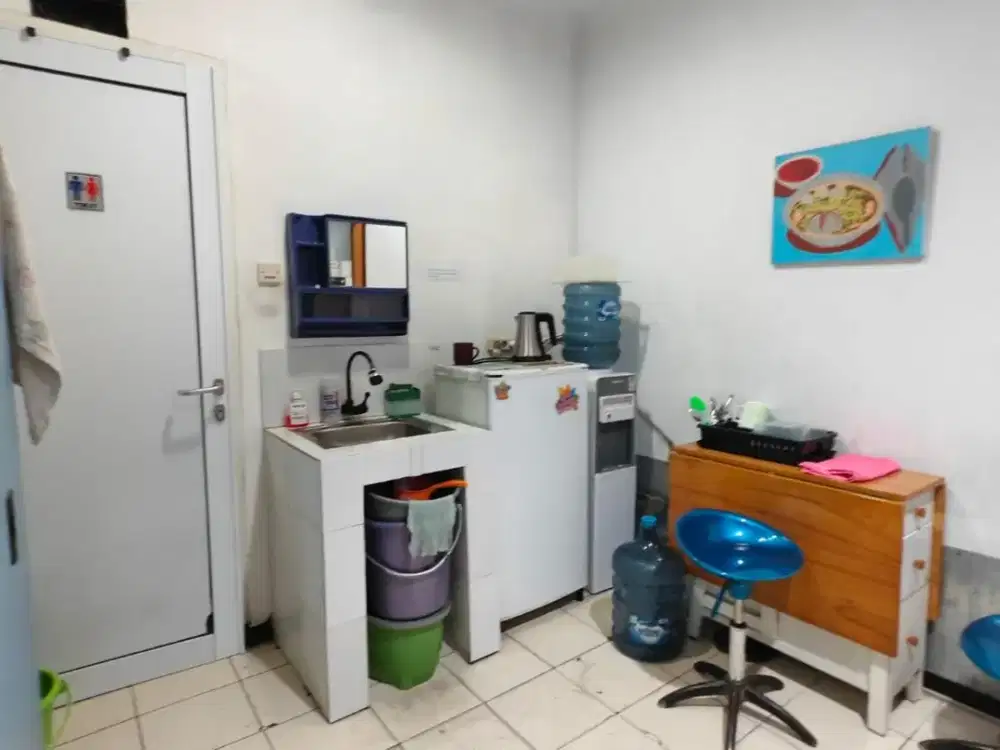 Ruko sunter metro siap pakai bisa untuk gudang atau kantor