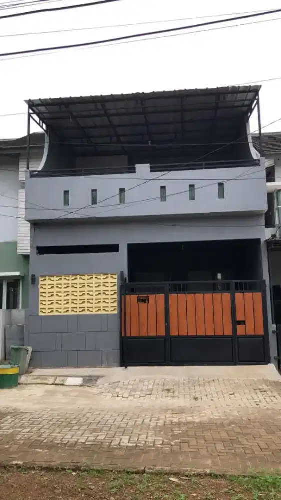 Rumah 2 Lantai di belakang Summarecon Tangerang