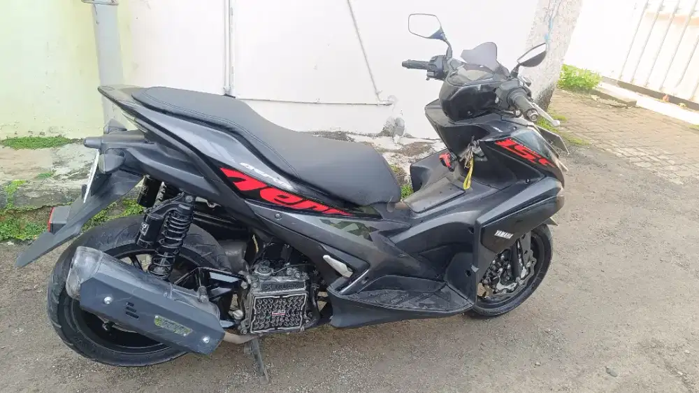 Aerox 2019 jual cepat