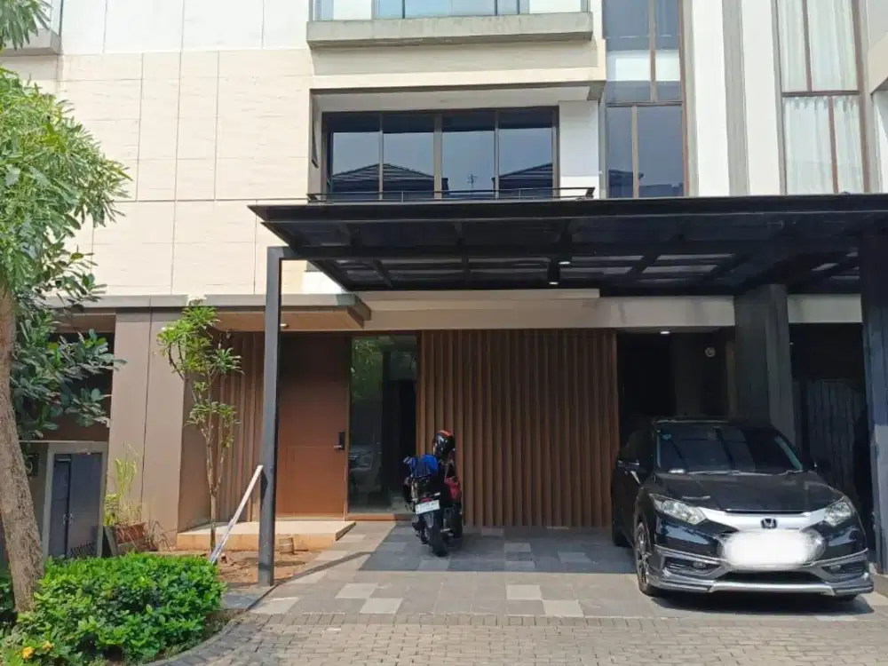 TURUN HARGA DIjual Rumah ZORA KIMORA BSD CITY 3 LANTAI