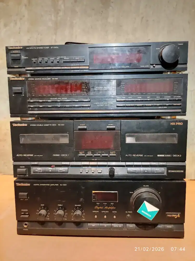 Amplifier technics su x501