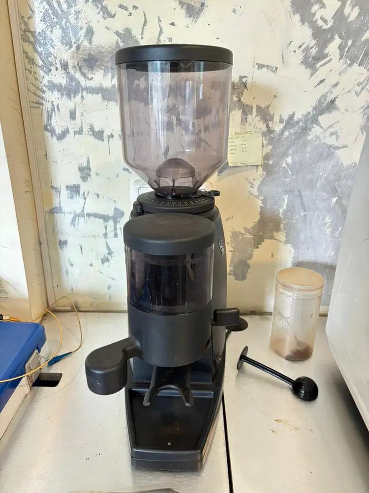 Grinder biji kopi SM 92