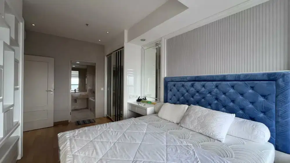 Disewakan apartemen the peak residence TP5 3 bedroom