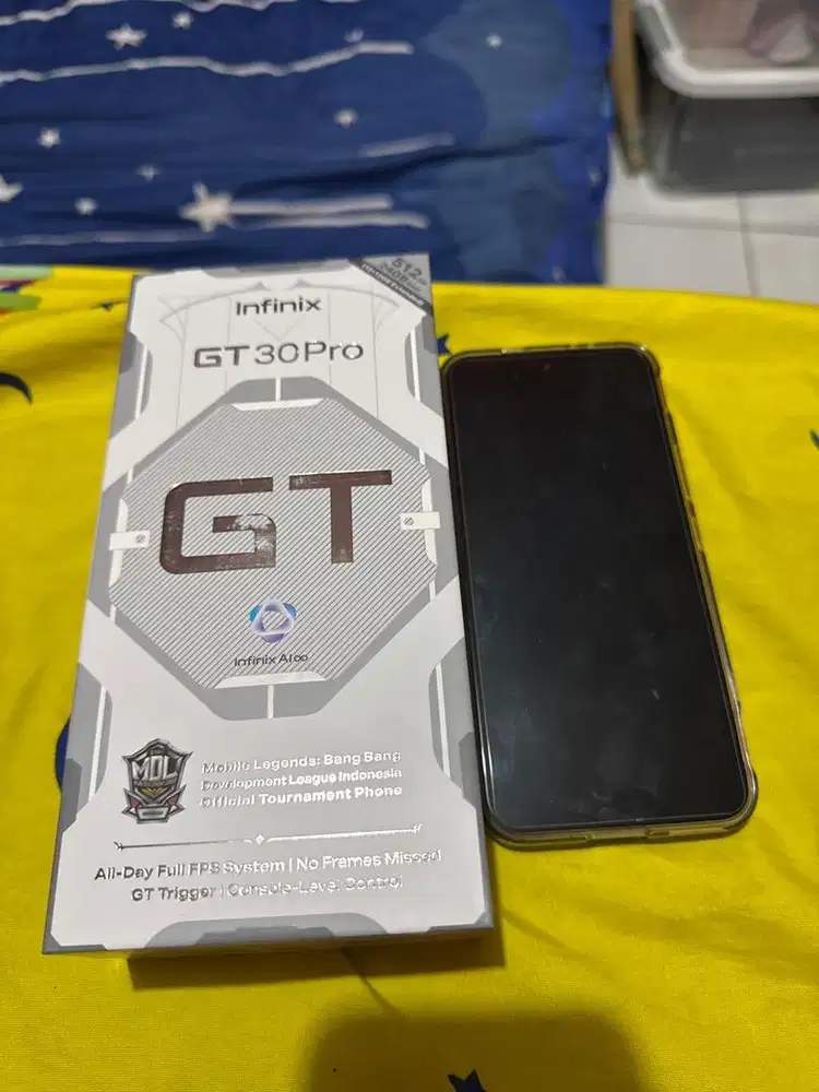 Infinix GT 30 Pro Blade White
