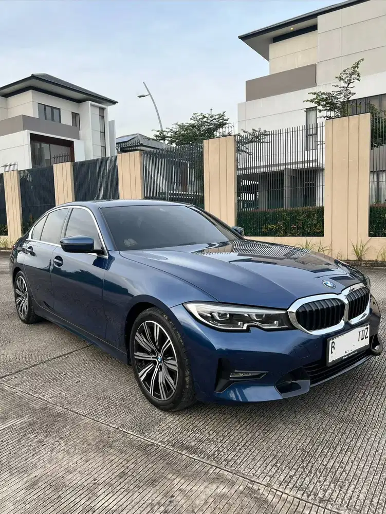 BMW 320i 2022 SPORT – Individu KM 16rb Pajak Panjang Hrg Cash