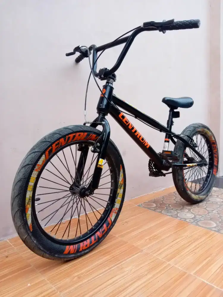 Sepeda BMX 20 Ban JUMBO.