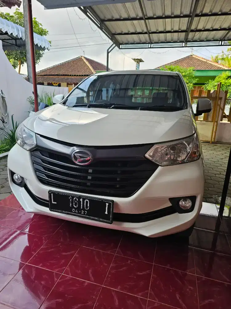 Xenia x 2017 manual mobil terawat