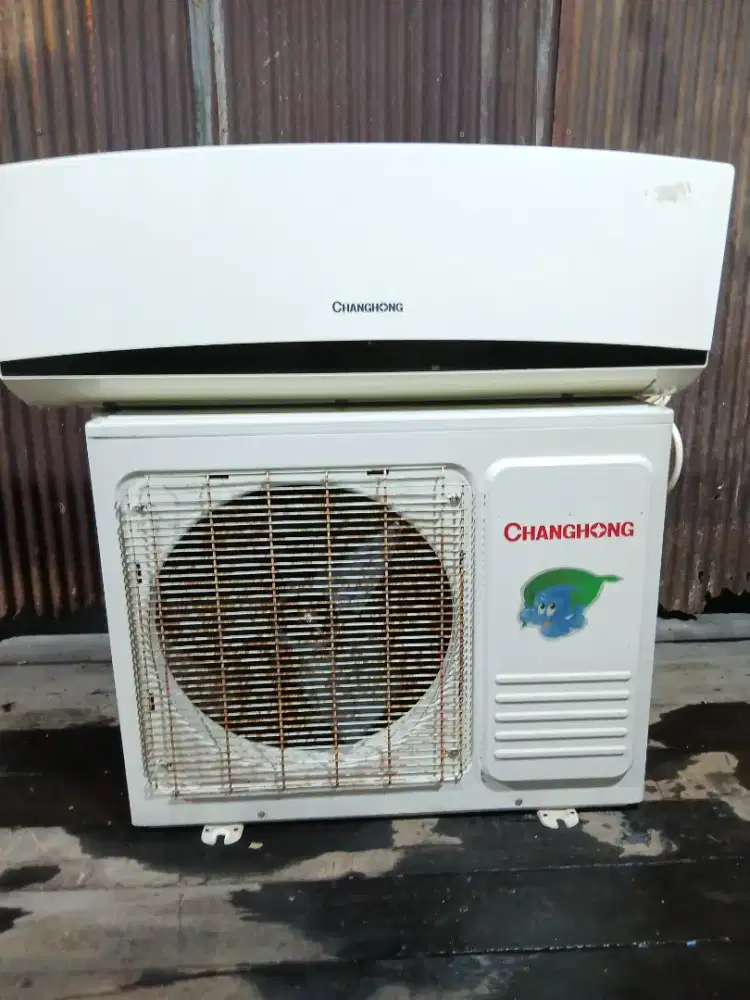 DIJUAL AC BEKAS 1/2 PK GRATIS PASANG