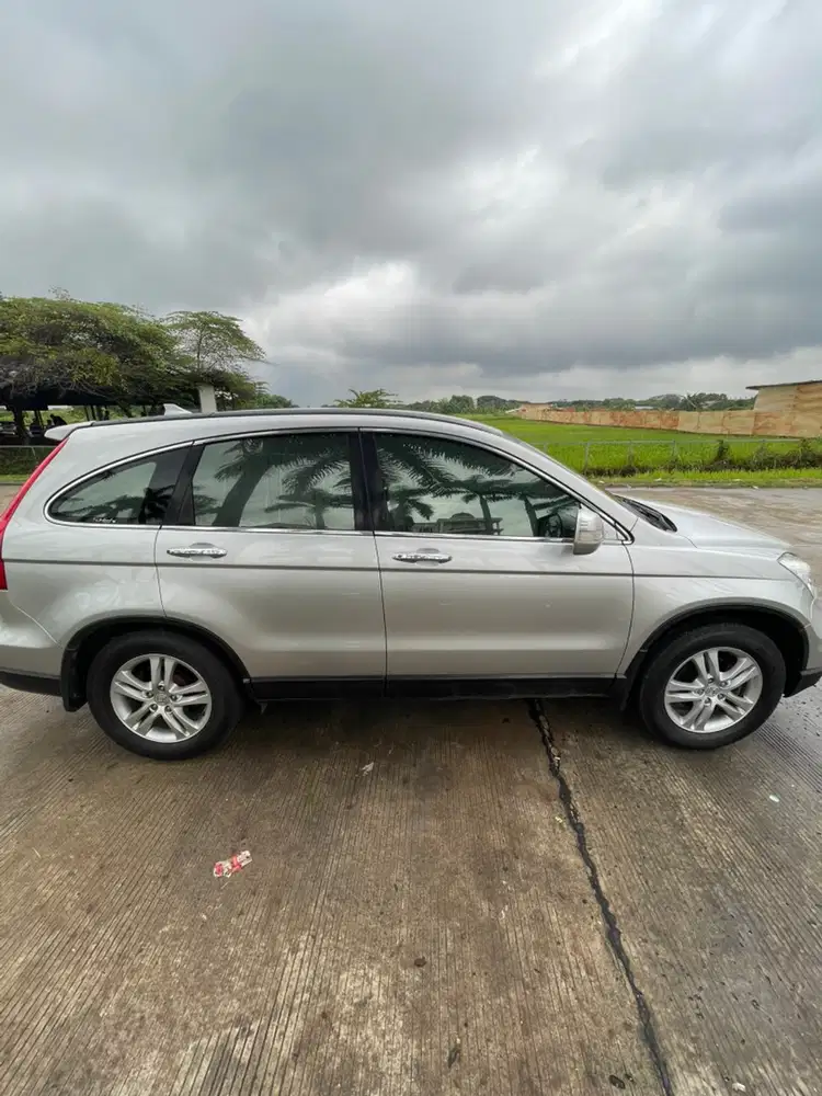 Honda CR-V 2011 Bensin