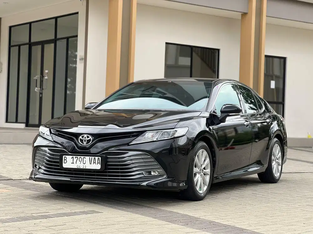 (Pajak Panjang 1thn) Toyota Camry 2.5 V AT 2021