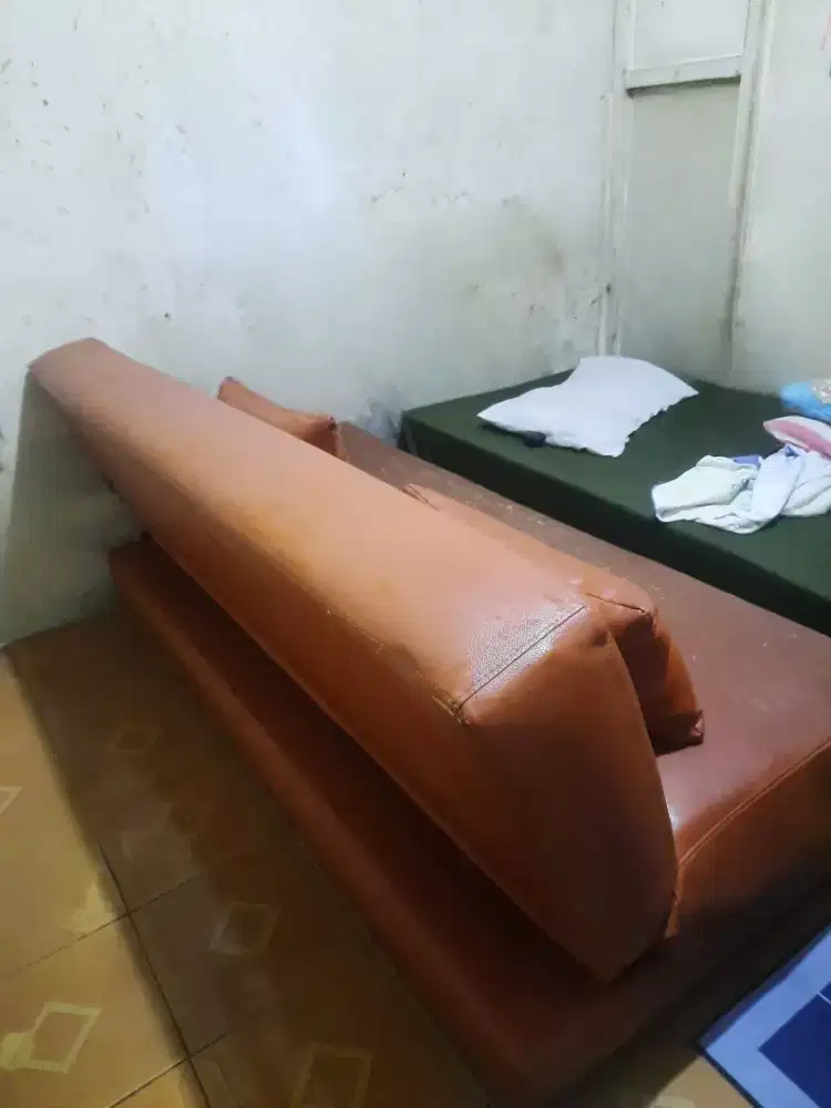 SOFA 3 ORANG (LIPAT)