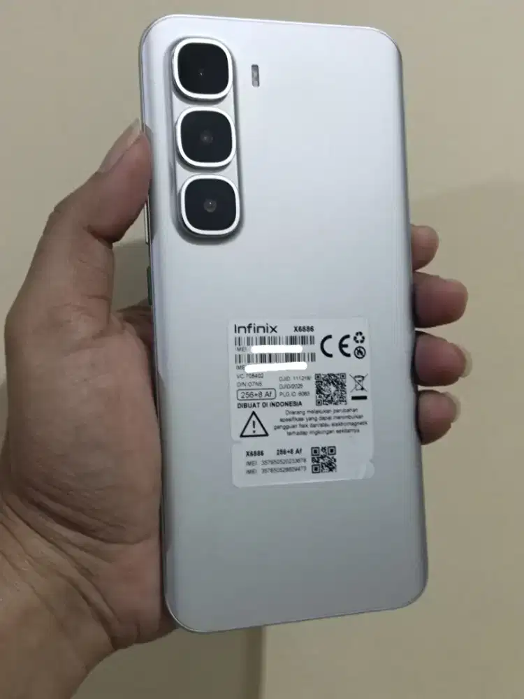 Infinix hot 60 Pro+ ram 8/256 layar curved mulus no minus
Hp csan aja