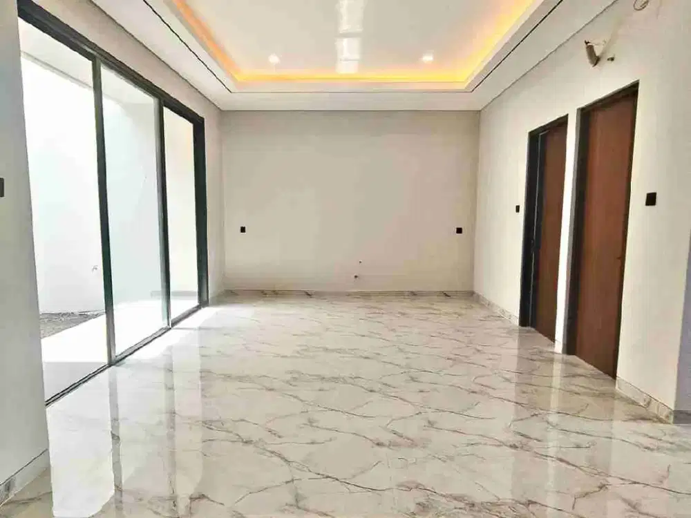 Dijual rumah baru MANYAR KERTOARJO