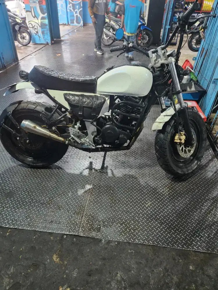 Di Jual Motor Custom Basic Byson