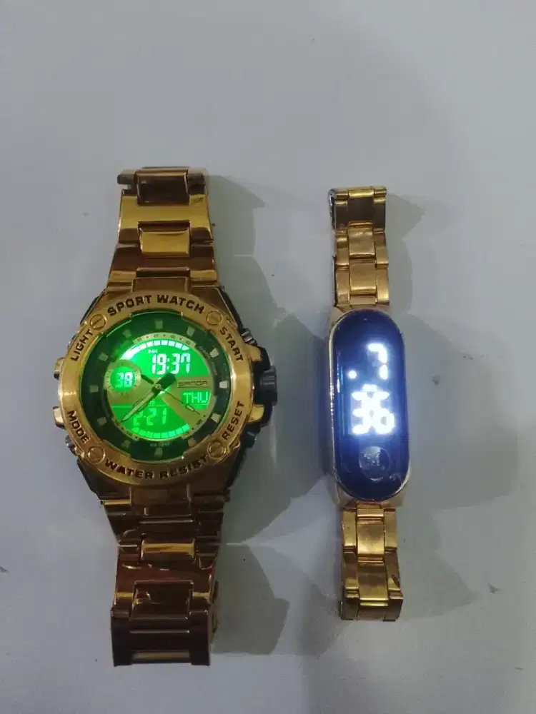 Jual Murah 2 Buah JAM Pria