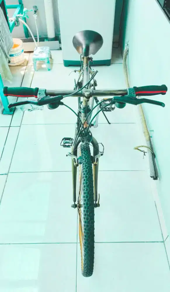 JUAL MURAH DARI PASARAN
SEPEDA GUNUNG RALEIGH IMPORT ORIGINAL