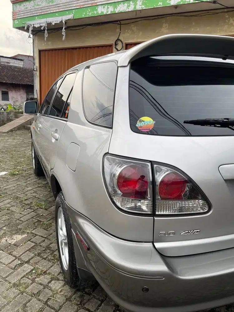 TOYOTA HARRIER 3.0 AWD