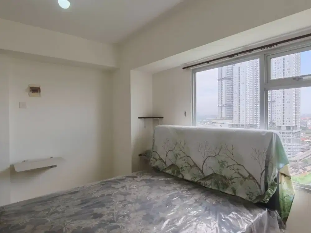 DIJUAL APARTEMEN EDUCITY TOWER YALE LANTAI 20 SEMI FURNISHED - CORNER