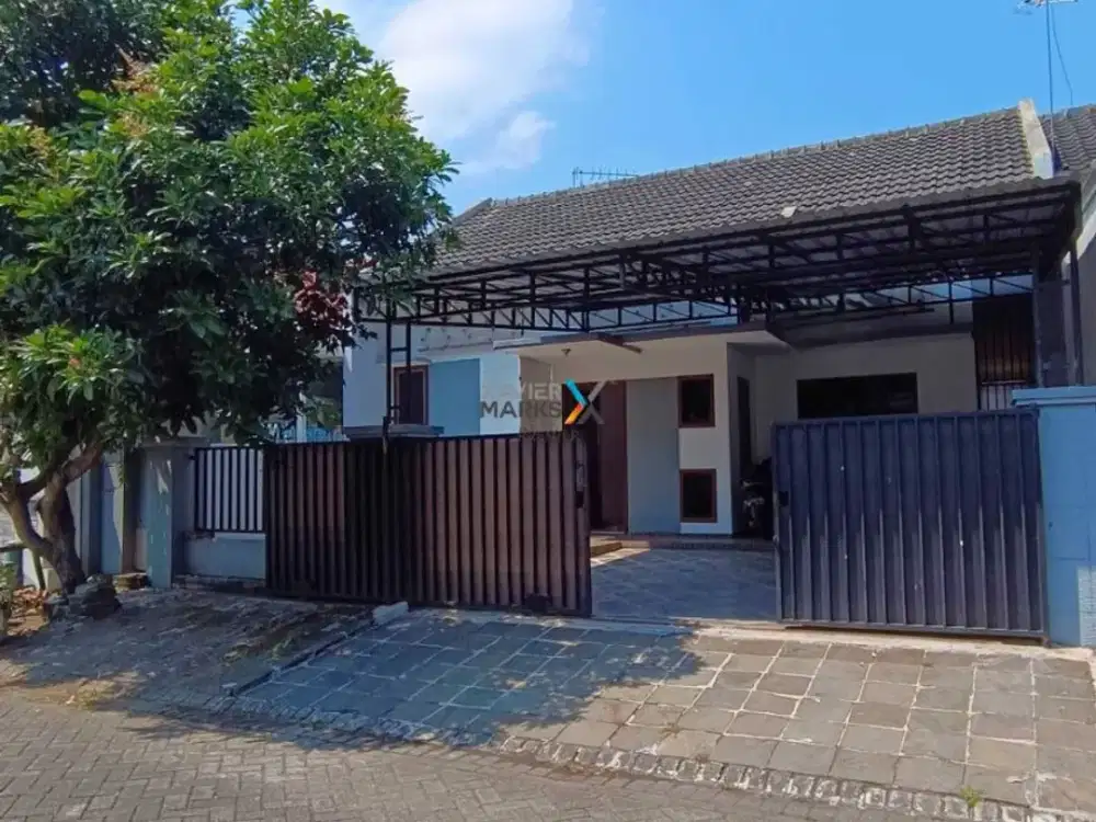 Dijual Rumah Minimalis Terawat & Siap Huni di Area Golf Perumahan Elite Araya, Malang