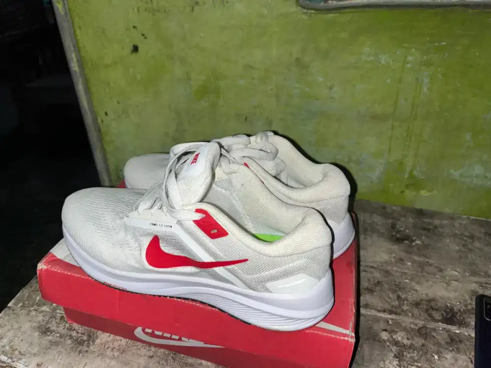 Nike Air Zoom Structure