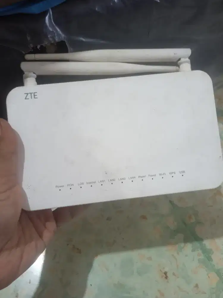 Router ZTE. Normal. Mulus. Cek sepuasnya nego Cikutra