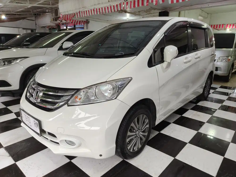 [Gress Mobil Kutisari] FREED E PSD A/T 2014