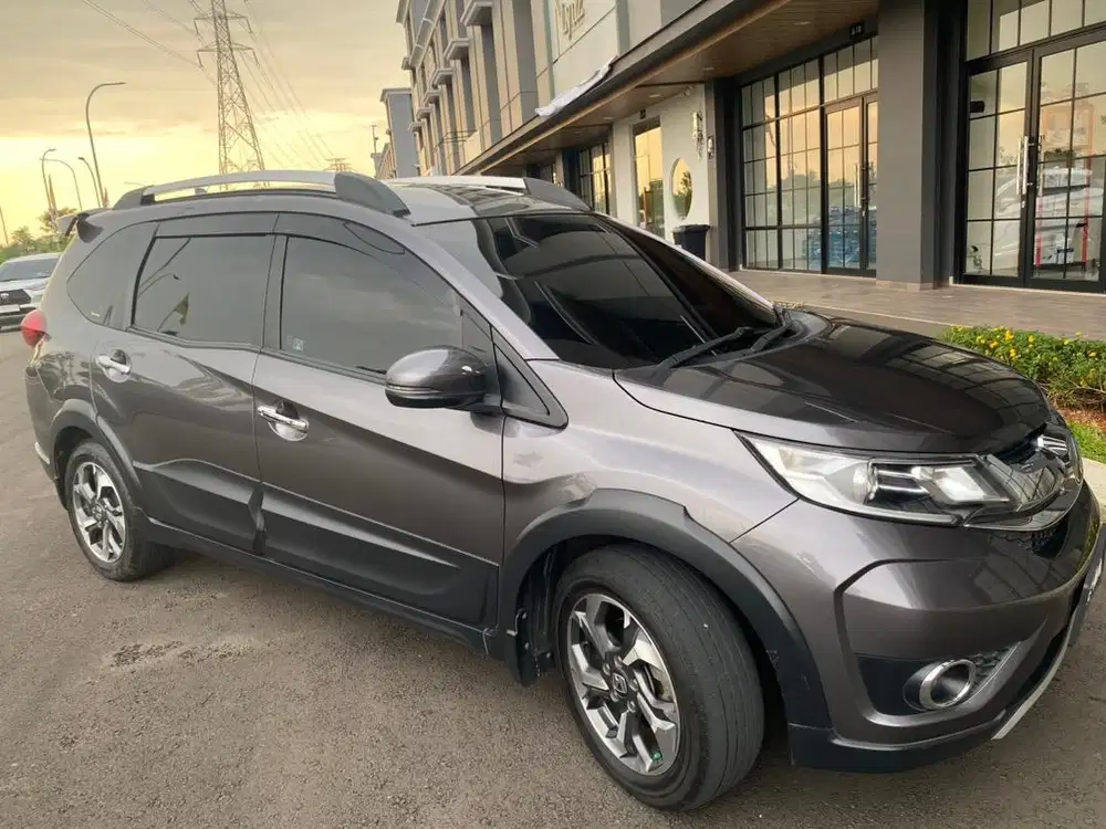 BR-V 2018 ABU METALIC