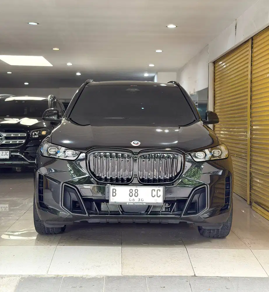 BMW X5 3.0 M Sport 2025 June Automatic Hitam Metalik Vieta Motor Termu