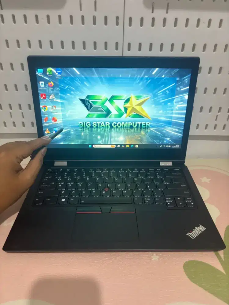 Lenovo thinkpad L380 Yoga intel core i5-8250u ram 16gb ssd 256gb