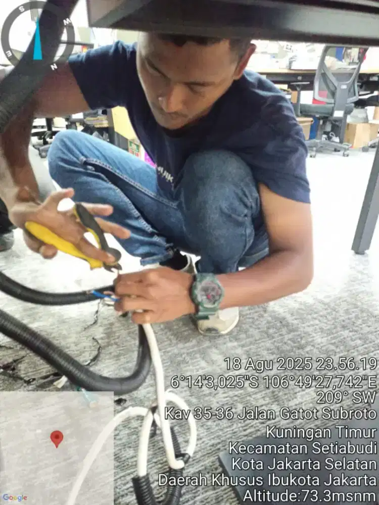 Tukang listrik panggilan