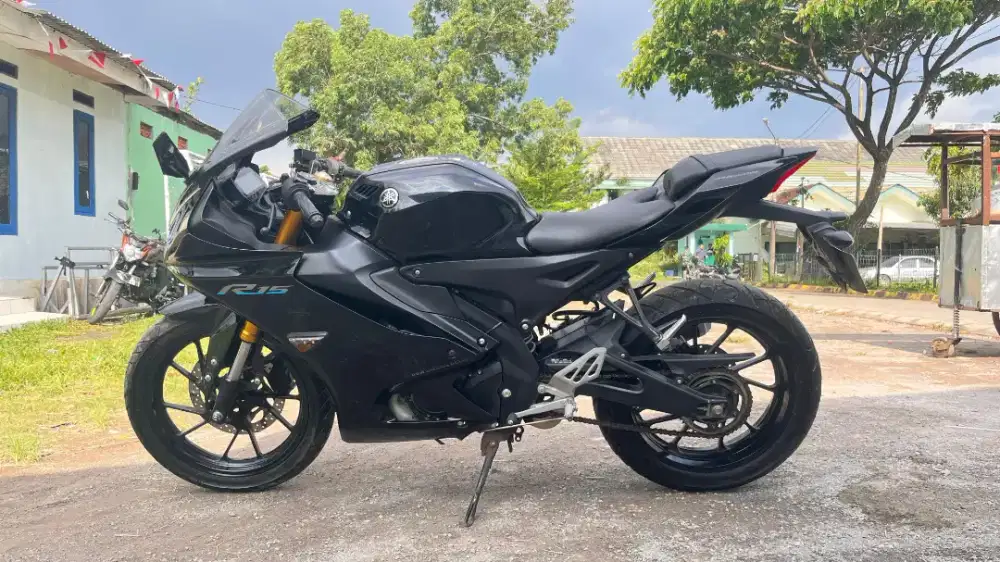 DIJUAL YAMAHA R15 V4 TAHUN 2023