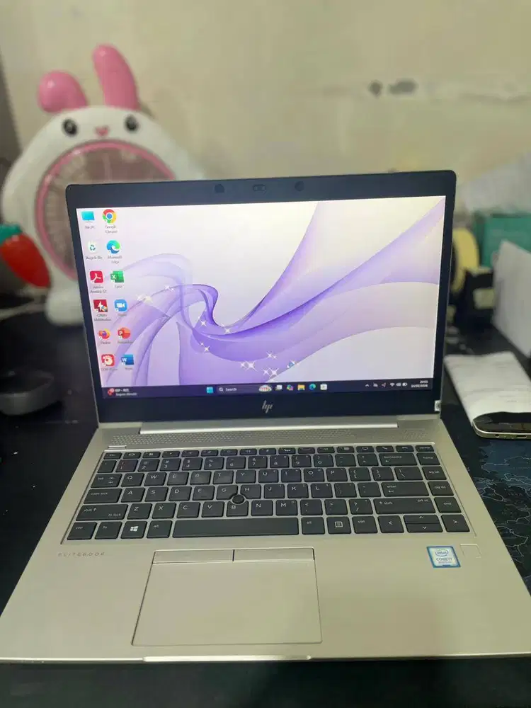Dijual HP Elitebook 840 G5/Core i7-8550U/Ram 8 GB/SSD 256 GB normal