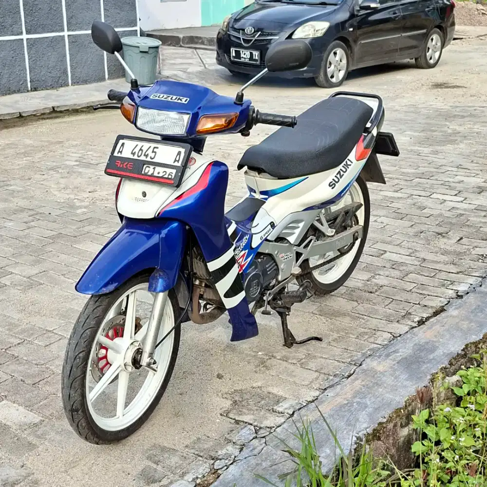 Suzuki satria 2001