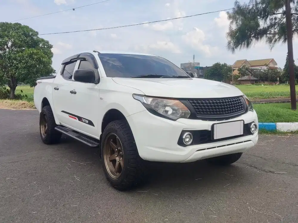 Mitsubishi Triton DC HDX 2.5 (4x4) MT 2017