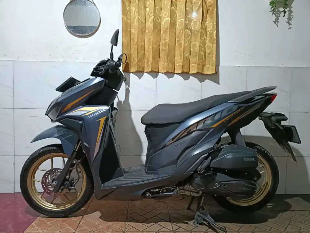 Vario 125 tahun 2022 pajak baru isi/tt boleh gan cash lebih bagus