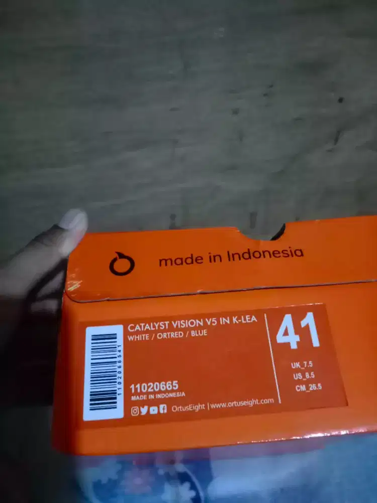 BU bayar hutang Jual. Sepatu futsal Ortus V5