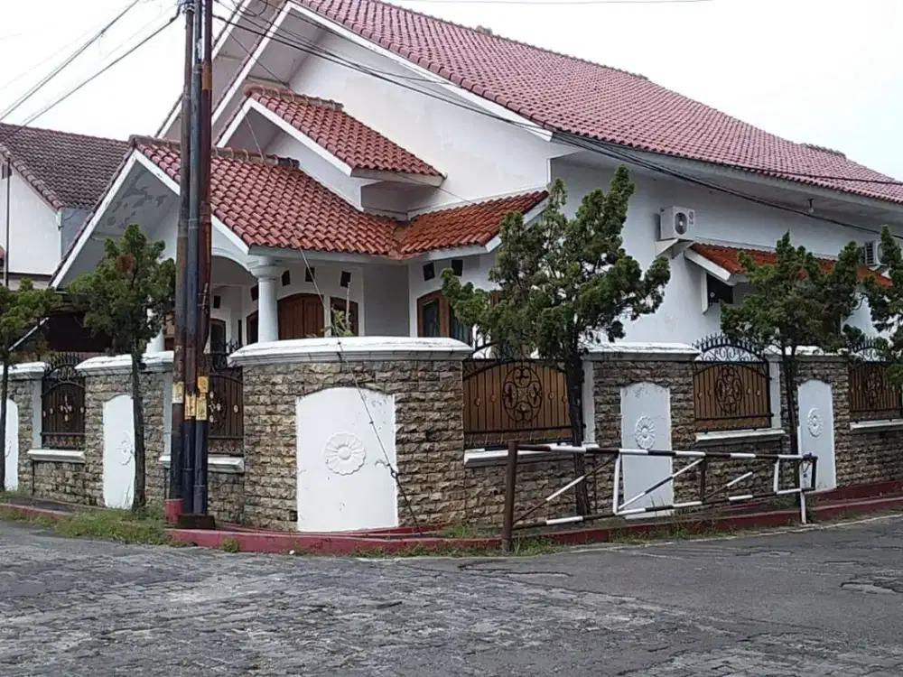 Rumah Sunyaragi Kota Cirebon