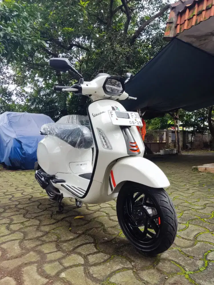 KM 1000 ! Vespa Sprint S Iget ABS 2024 Facelift