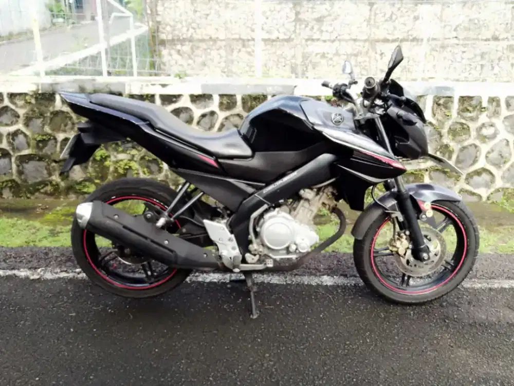new vixion 2014 kondisi sangat terawat