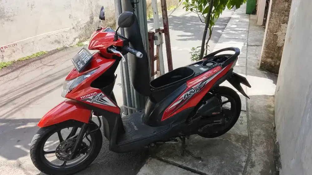 Jual cepat Honda Beat FI tahun 2016 Merah