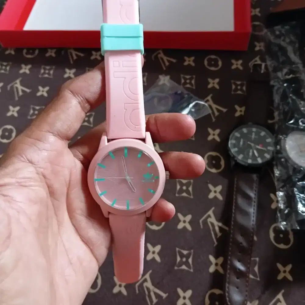Jam Tangan Adidas